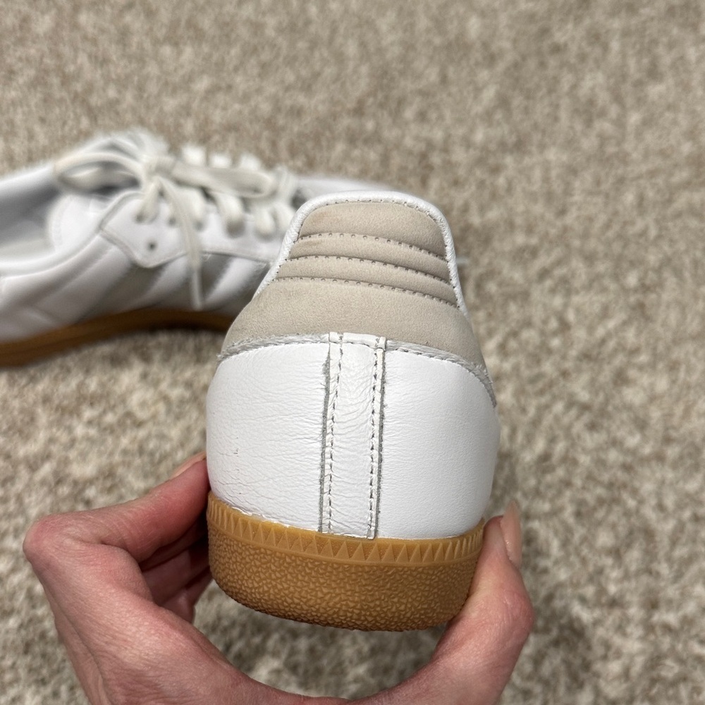 Adidas Samba White Sneakers with Silver Accents - Picture 4 of 8
